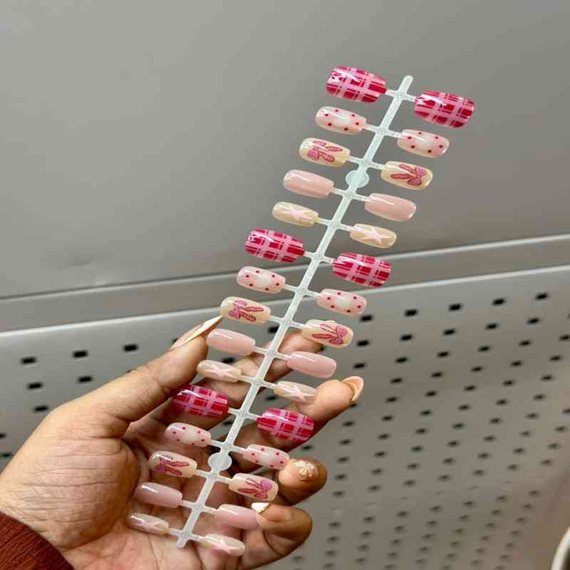 Fake Nails 05
